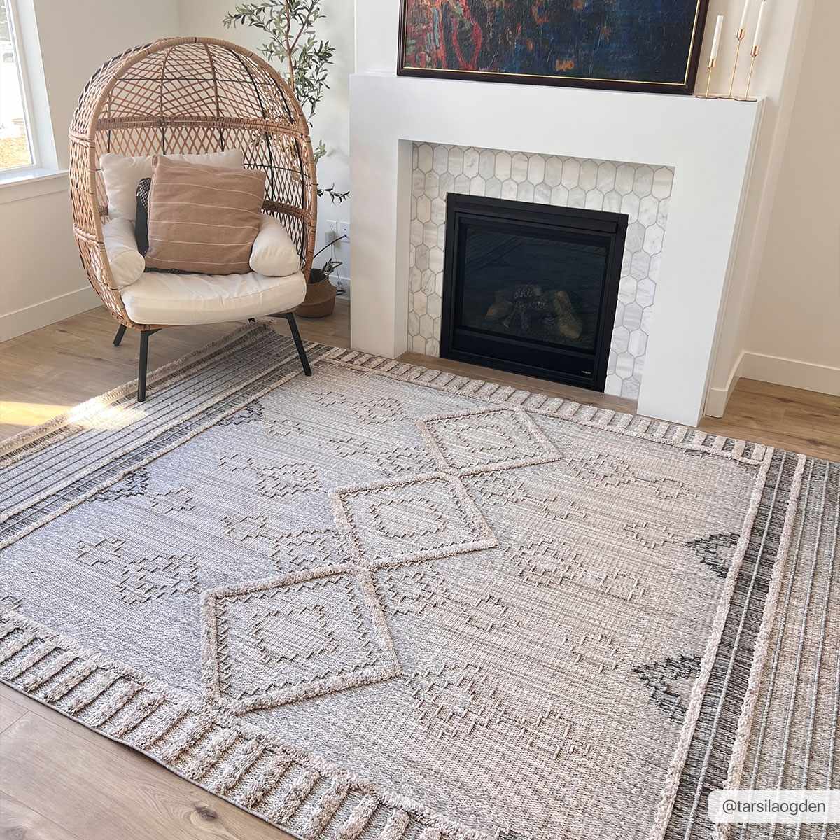 Boutique Rugs - Amaga Area Rug - Image 3