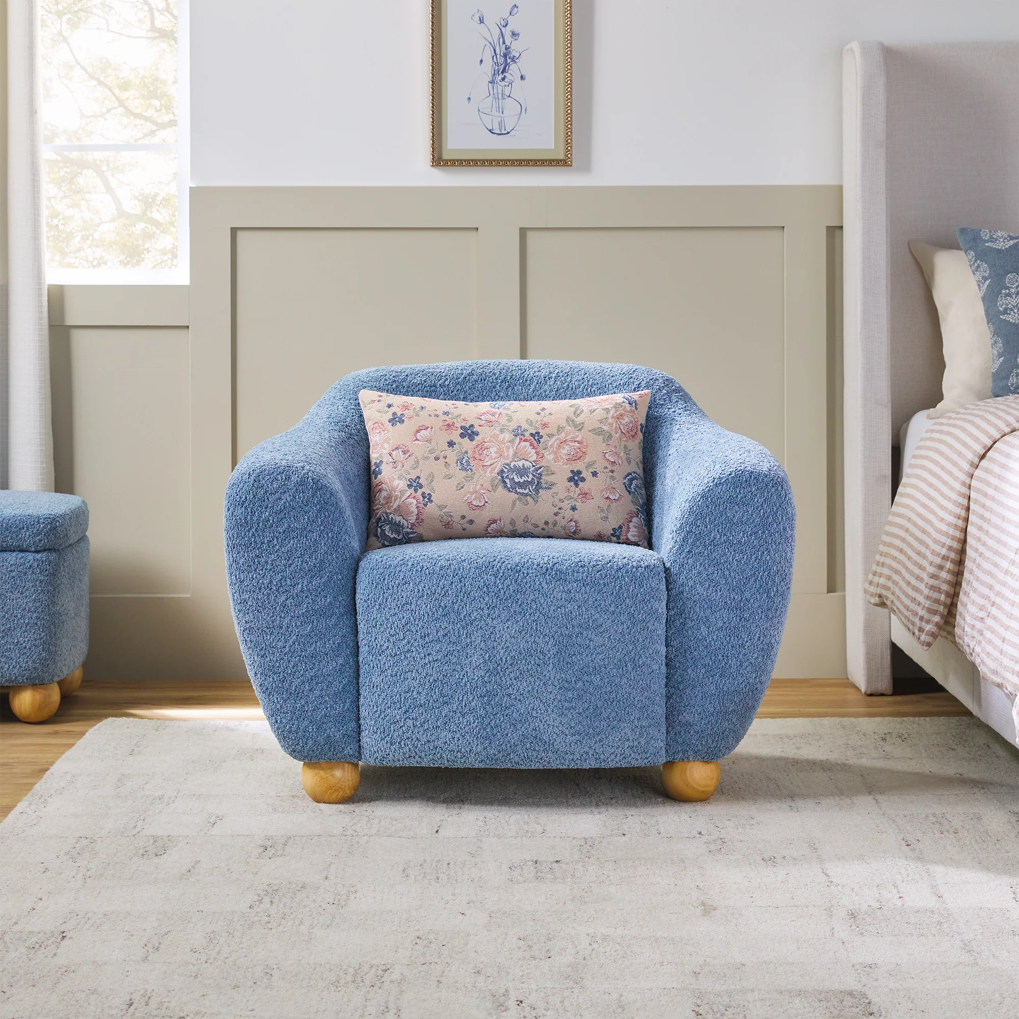 Linley Contemporary Boucle Easy Assembly Upholstered Small Accent Chair - Image 13