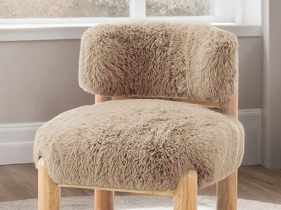 Contemporary Plush Fur Fabric Accent Chair with Wooden Legs - Image 4