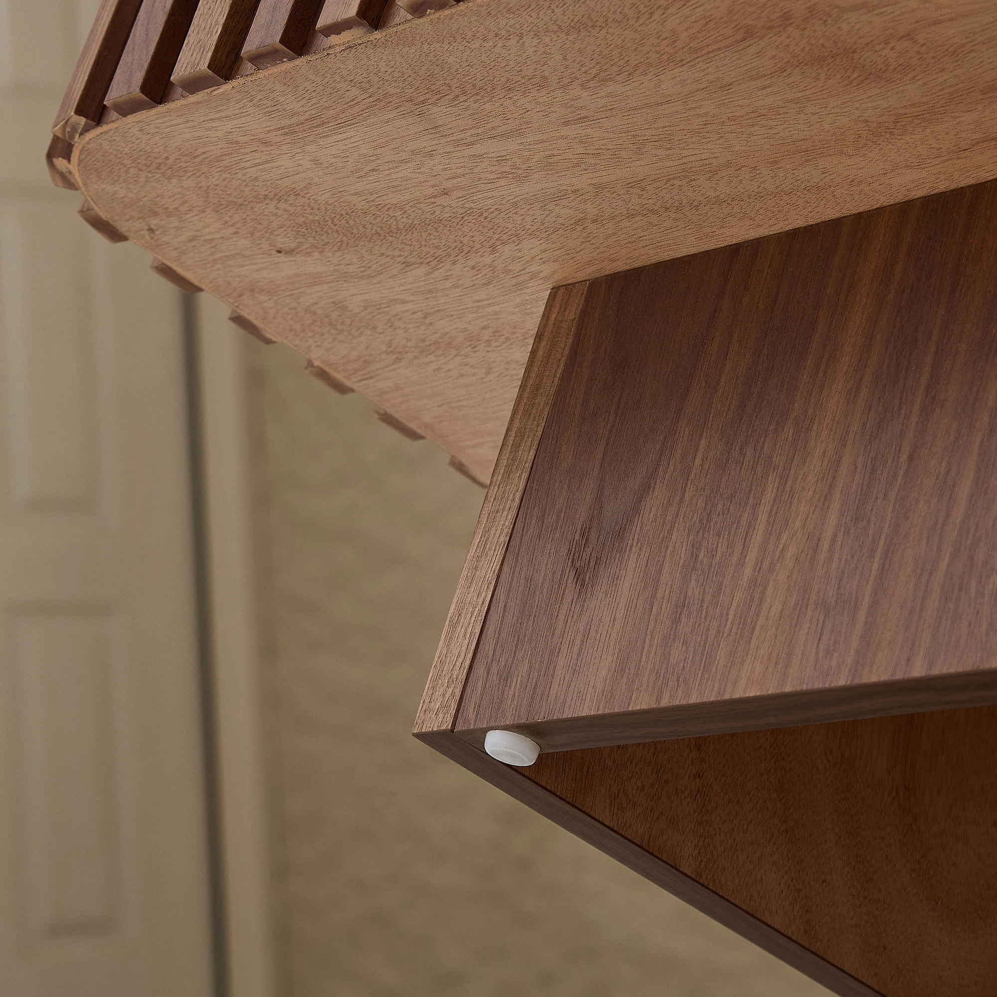 Walker Edison | Fluted Modern Lift Top Coffee Table and Desk - Image 5