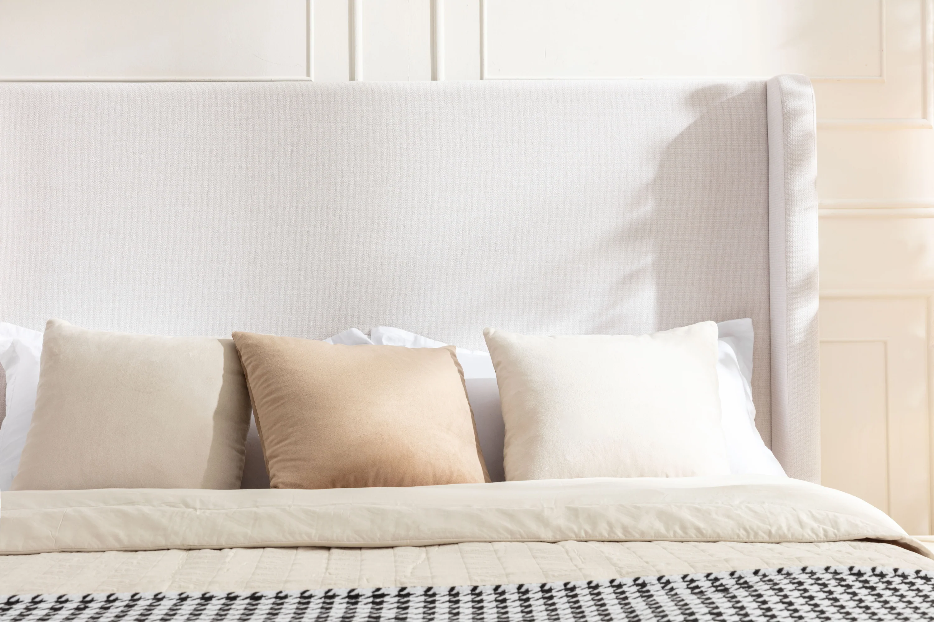 Walker Edison | Harper Tall 54" Headboard Upholstered Queen Bed - Image 4