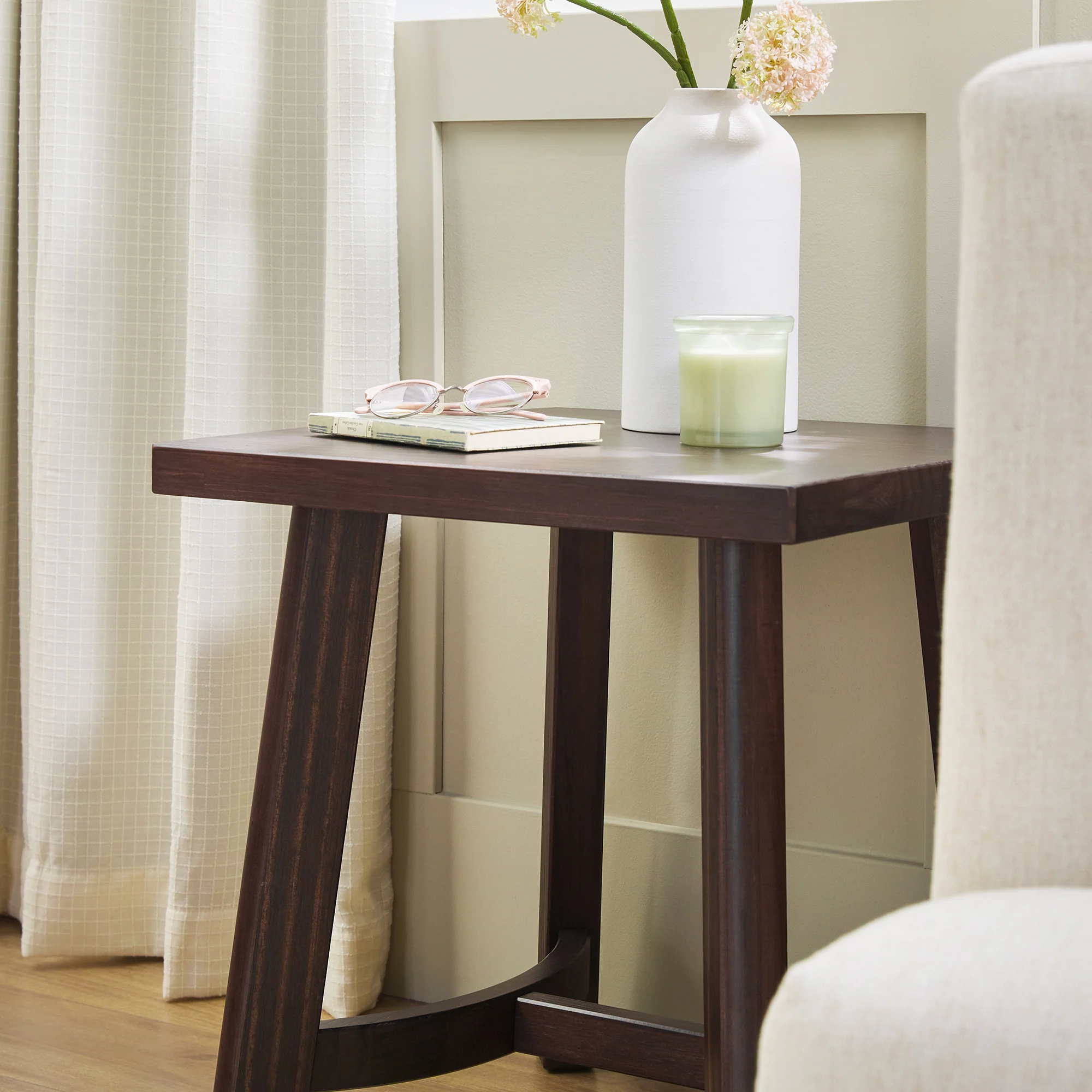 Colt Modern Farmhouse Easy Assembly 18" Side Table - Image 5