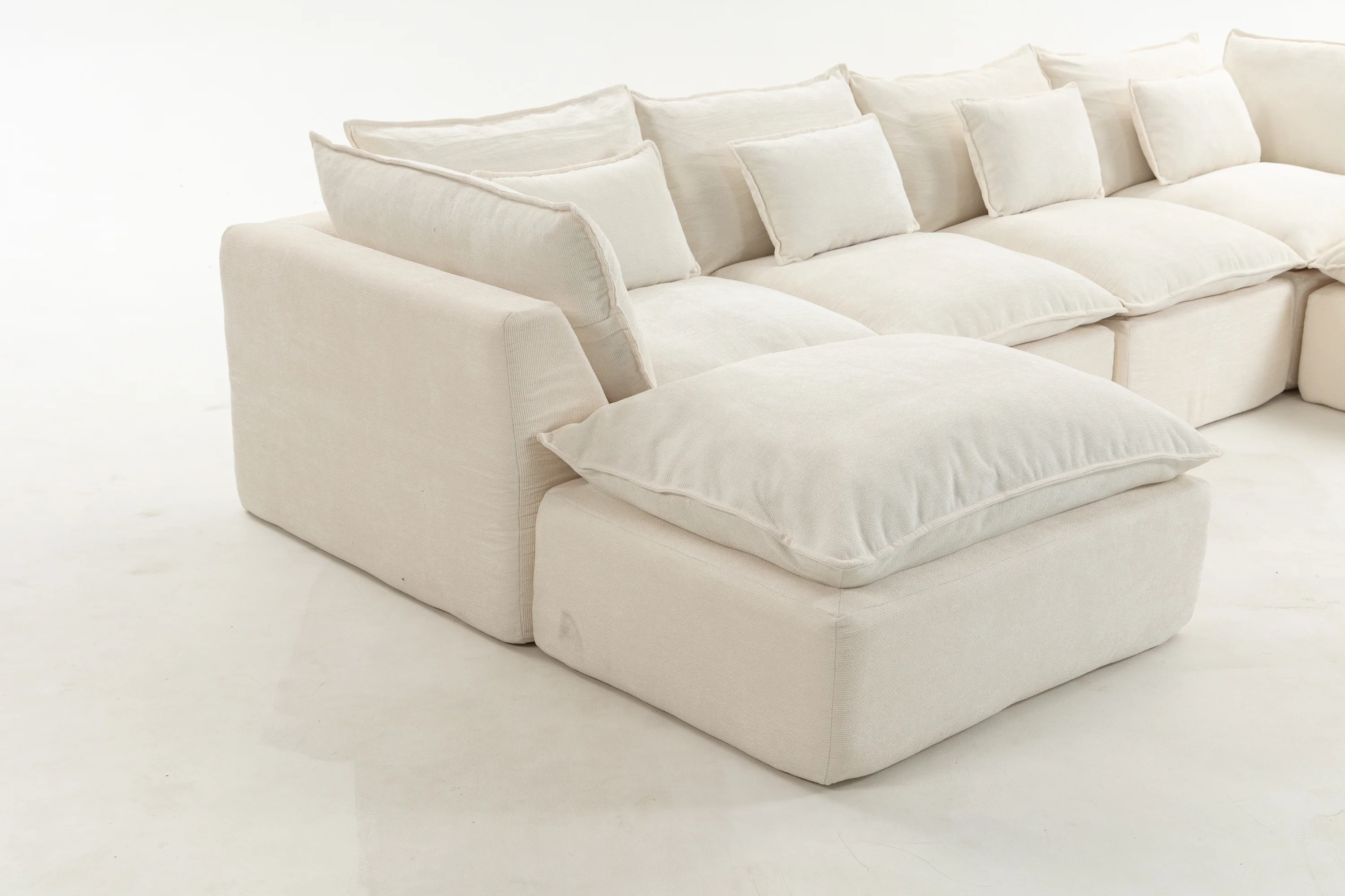 Oversized Cloud Modular 129.8"in Sectional Sofa - Image 7