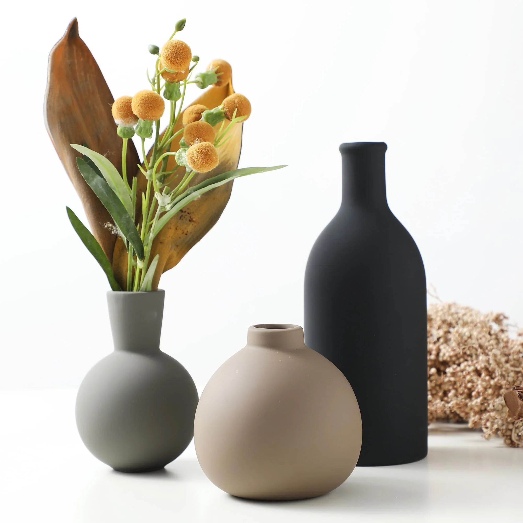Ceramic minimalist Bud Vase Set of 3 - Image 4