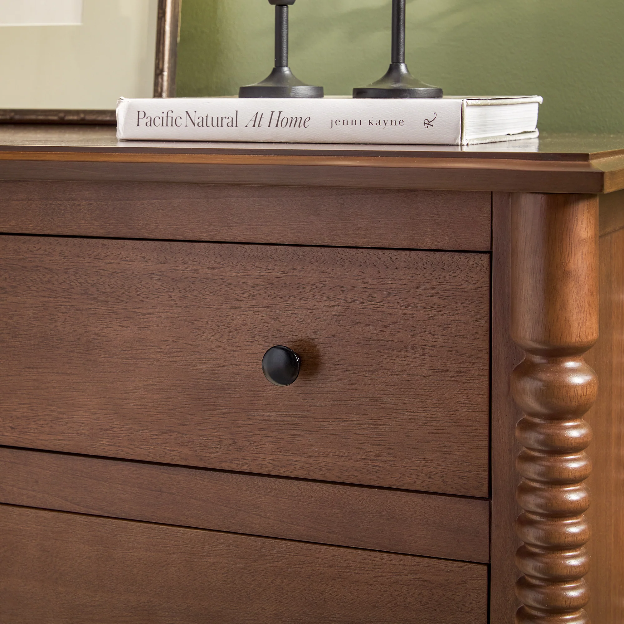 Traditional Vivienne 6-Drawer Easy Assembly Solid Wood Dresser - Image 11