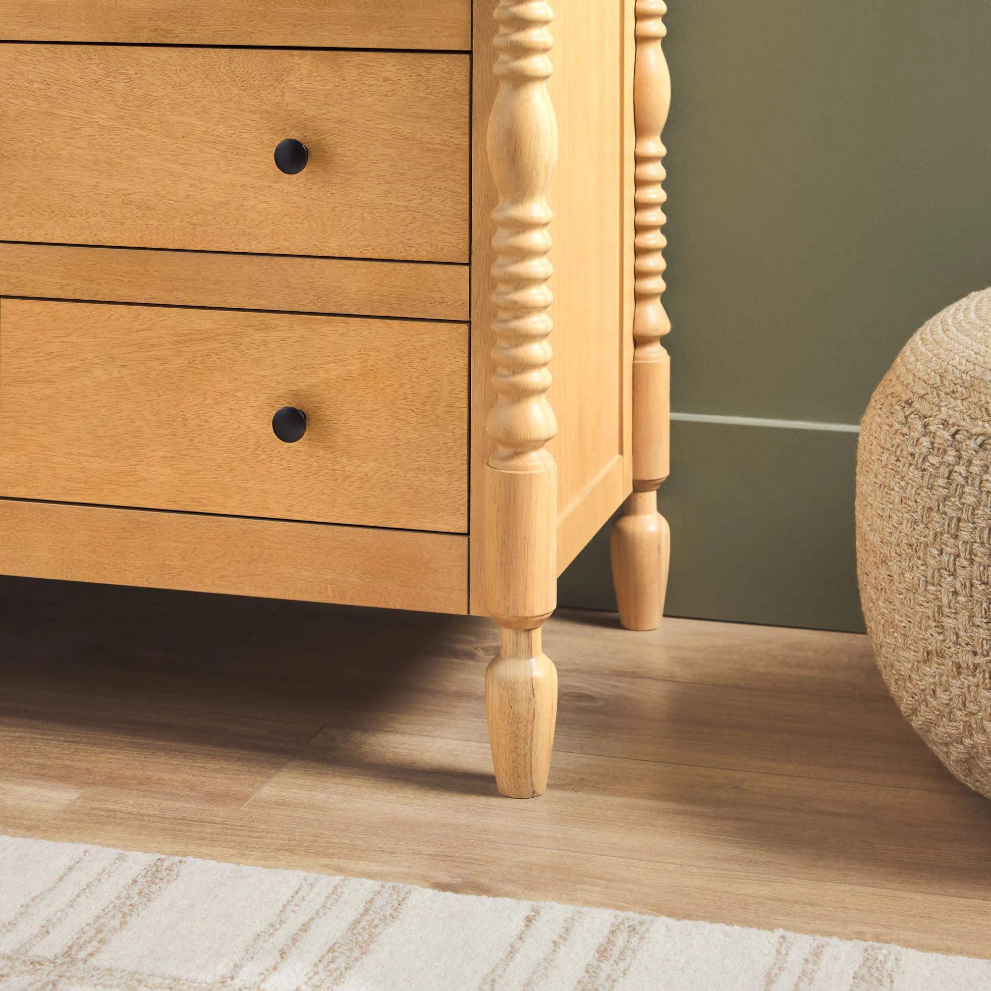Traditional Vivienne 6-Drawer Easy Assembly Solid Wood Dresser - Image 20