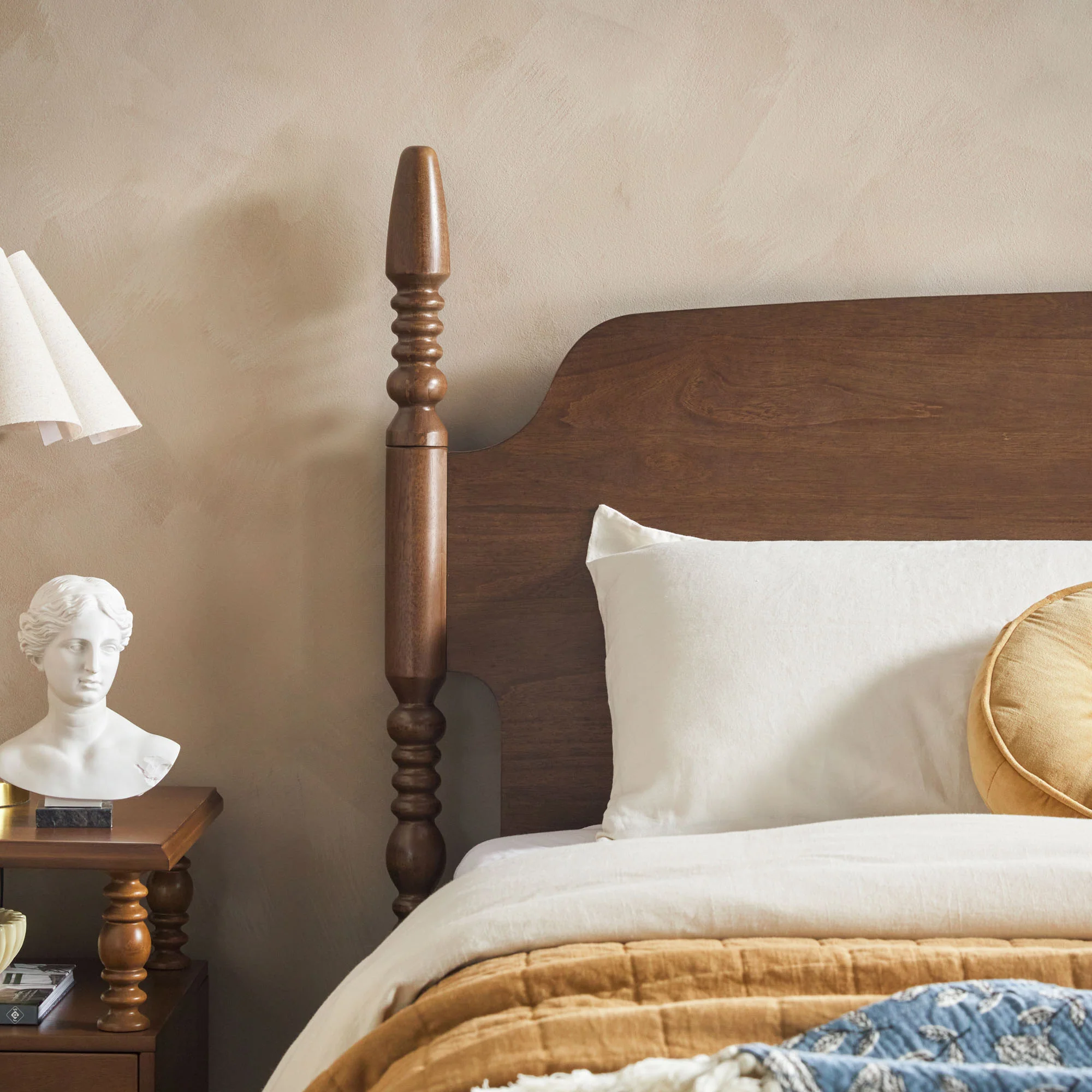 Traditional Vivienne Easy Assembly Solid Wood Bed - Image 10