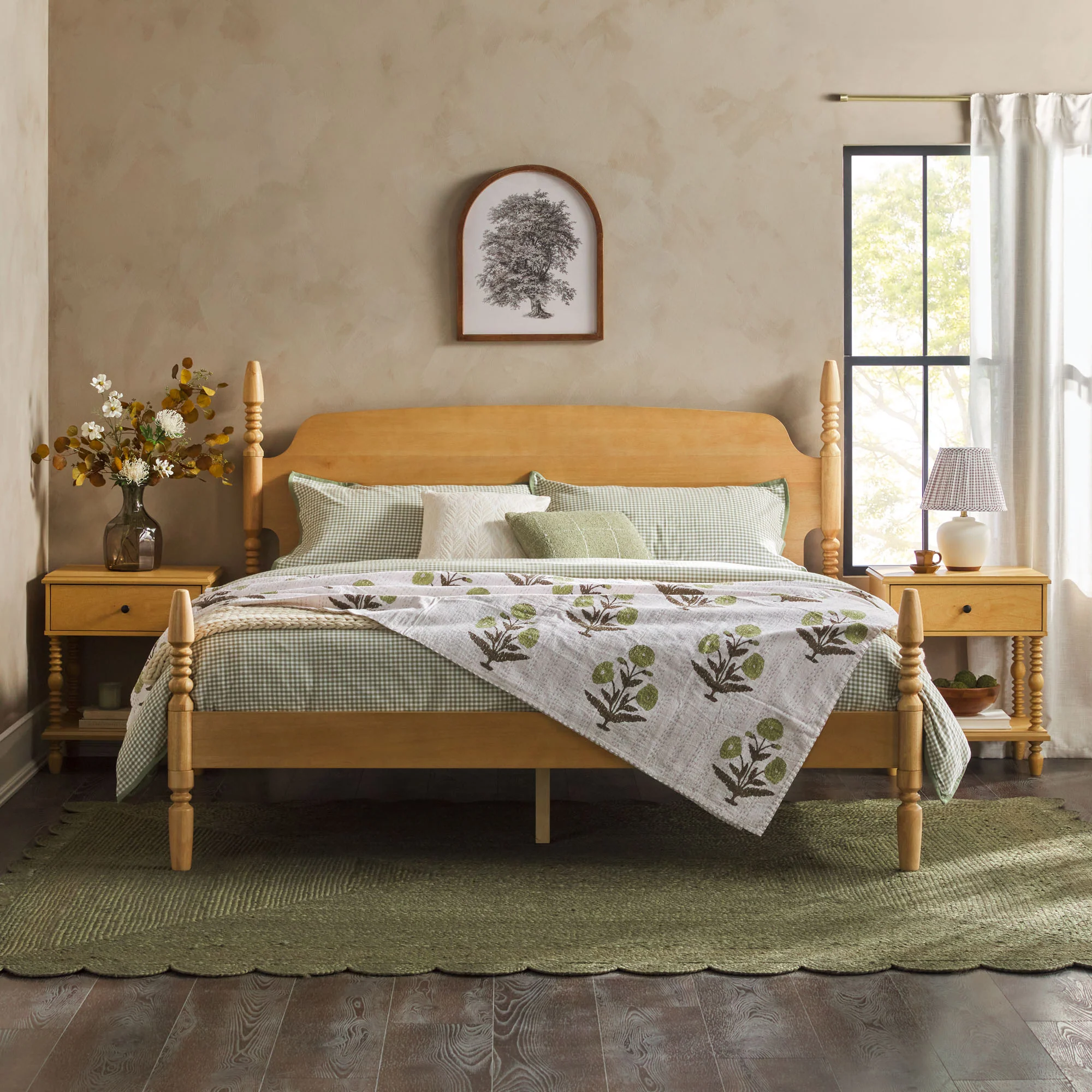 Traditional Vivienne Easy Assembly Solid Wood Bed - Image 11